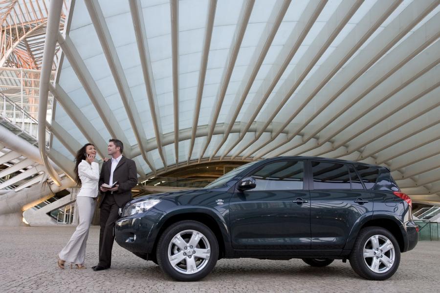  Toyota RAV4 2005 года  (фото 82 из 172)